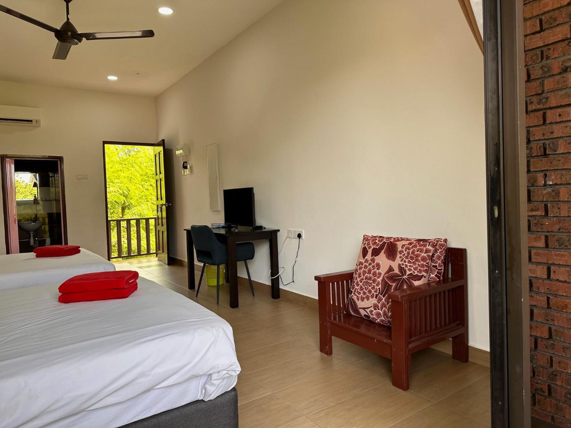 Red Coral Cottage Langkawi Oda fotoğraf
